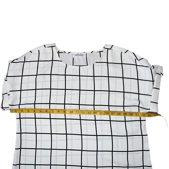MOD BOUTIQUE Black & White Grid Pattern Short Sleeve Blouse Size L - Picture 4 of 6